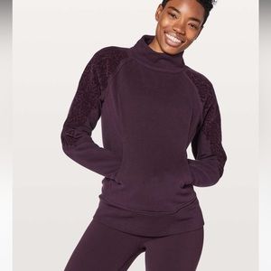 Lululemon Floral Flock Pullover Black Cherry size 8